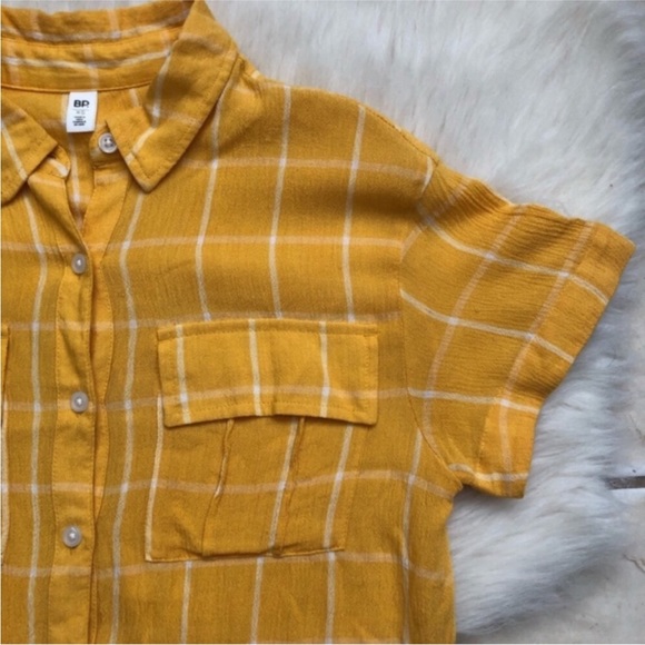 BP. Cropped Buttondown - Picture 3 of 5